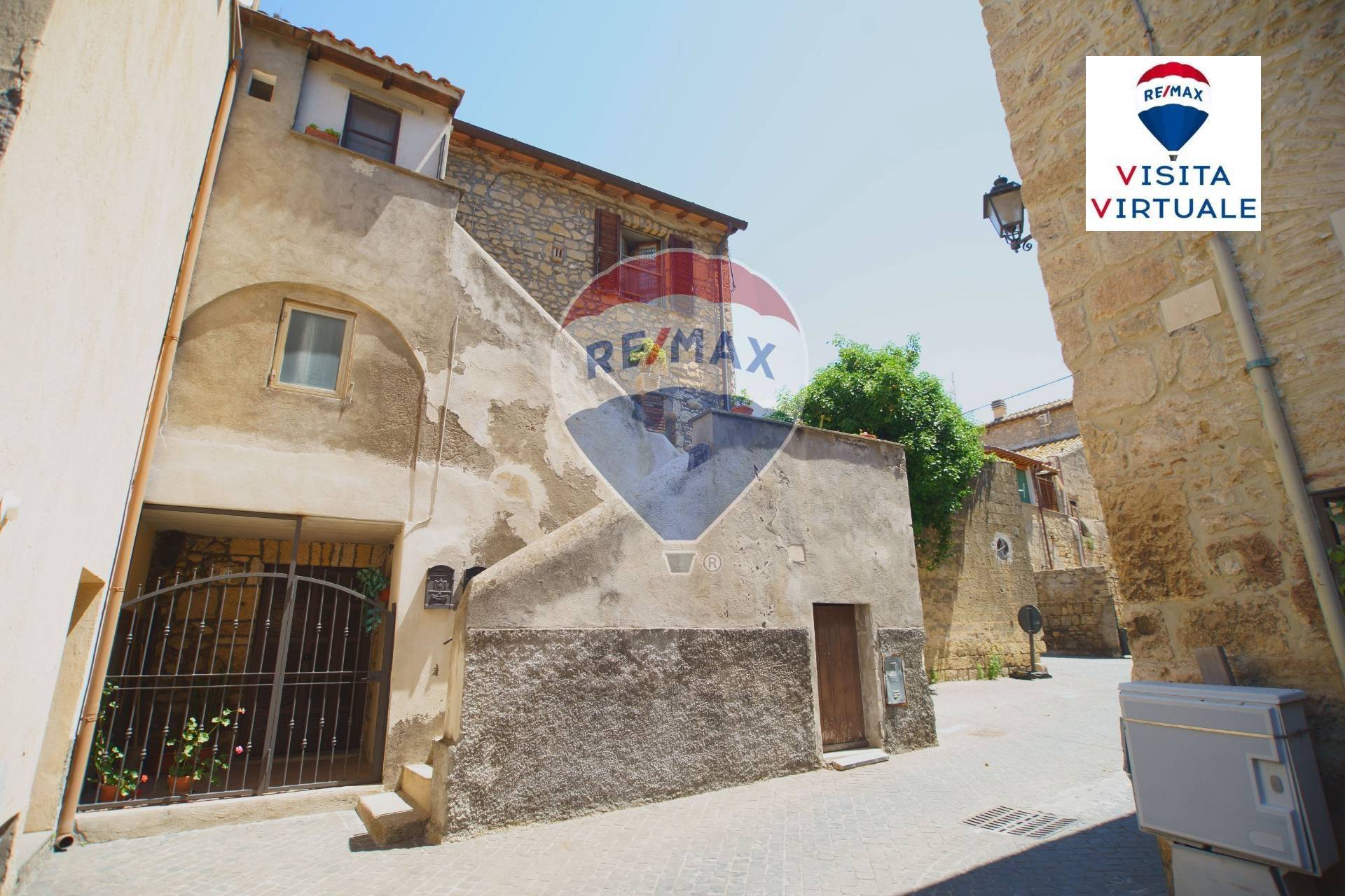  tarquinia vendita quart: centro storico re/max best