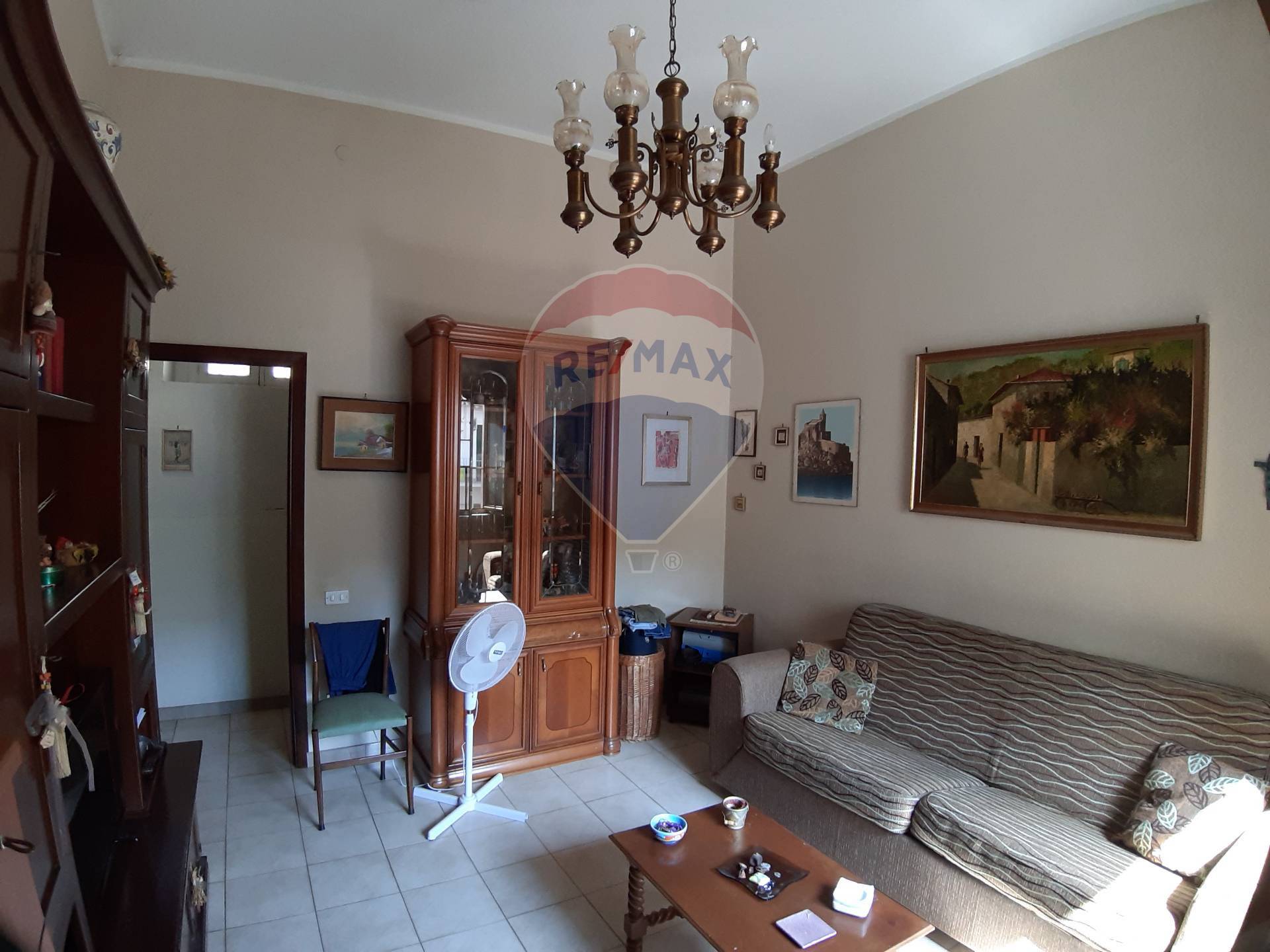  catania vendita quart: viale m. rapisardi - lavaggi re/max white house