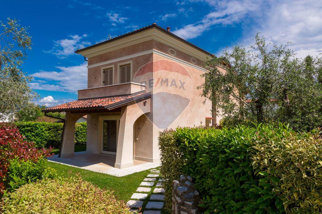 Villa MANERBA DEL GARDA vendita    RE/MAX Edilfin