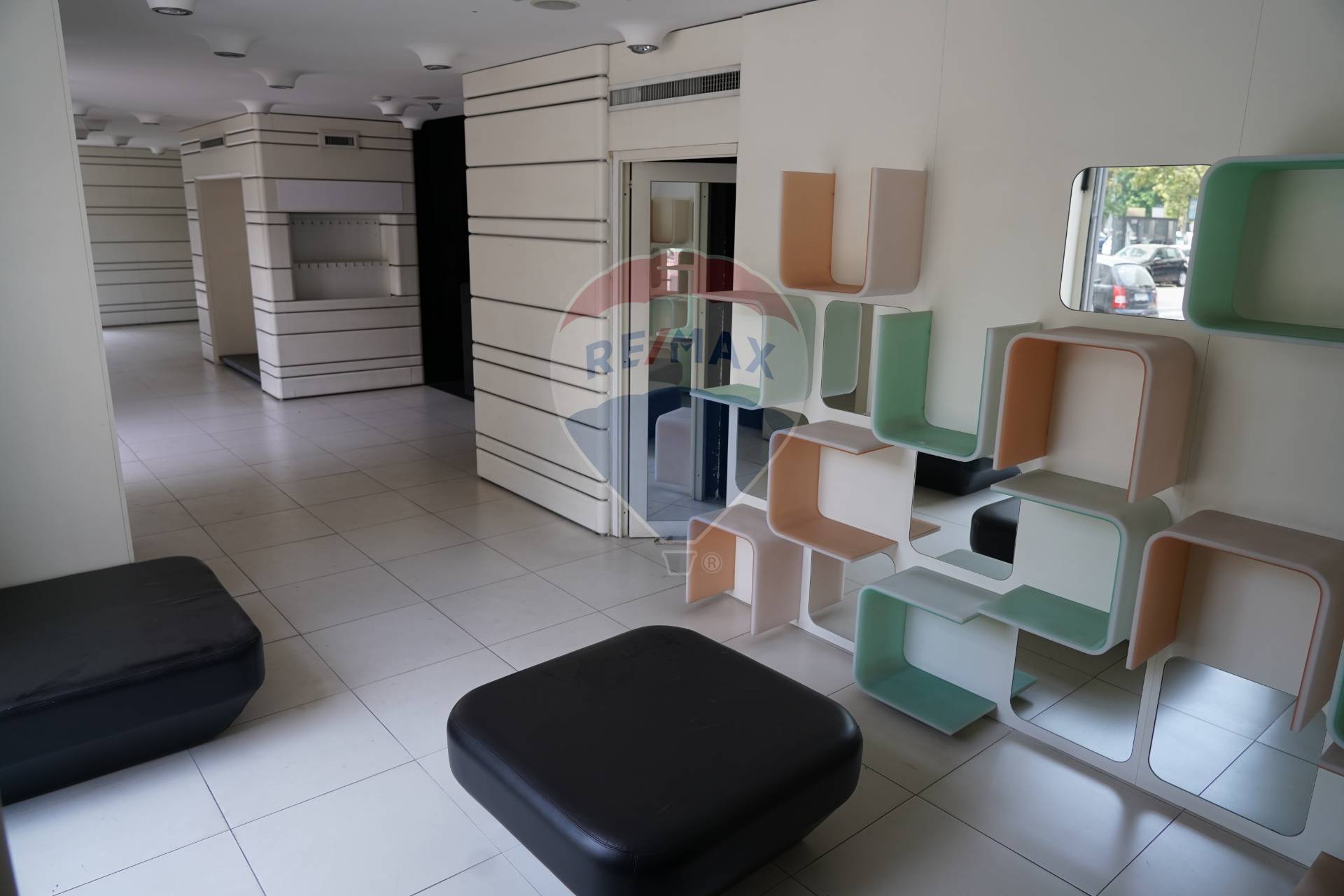 Negozio - Loc.Com. CATANIA affitto  Tribunale  RE/MAX Domus Nova