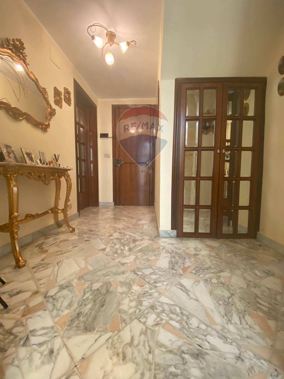  catania vendita quart: zona centro re-max-white-house