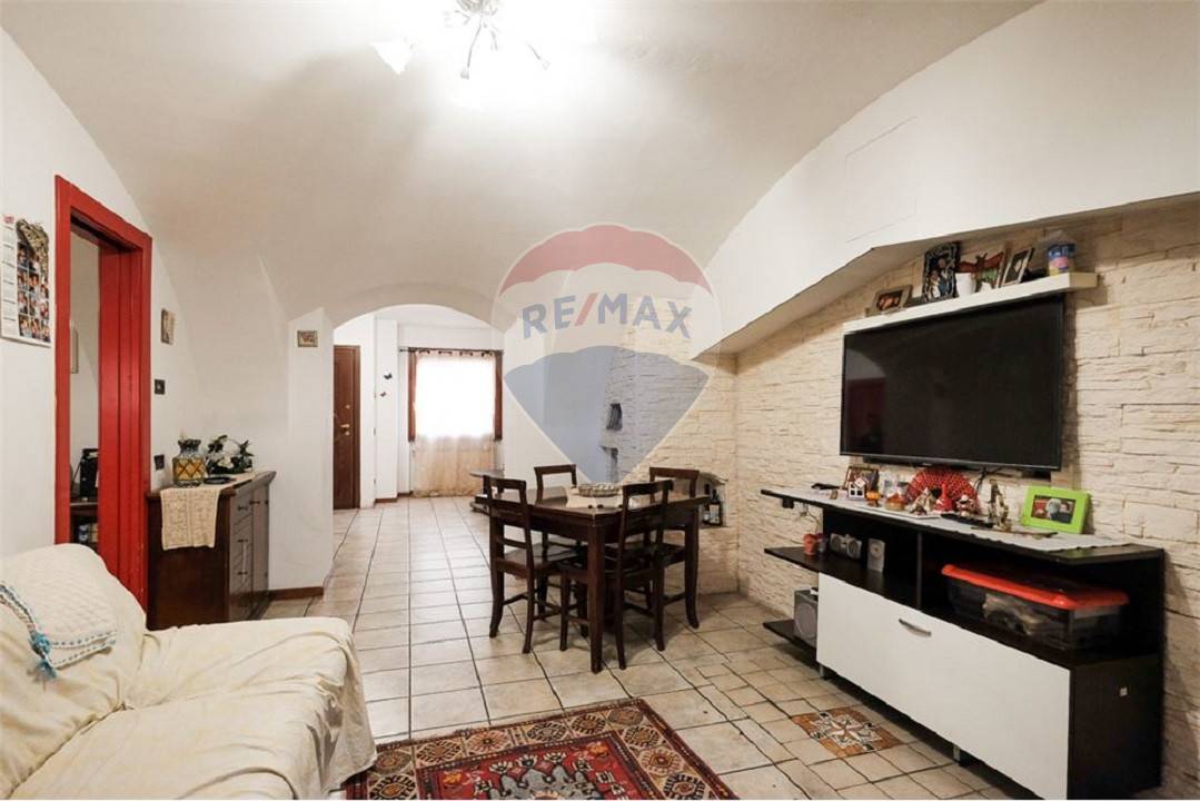  boltiere vendita quart:  re/max expo