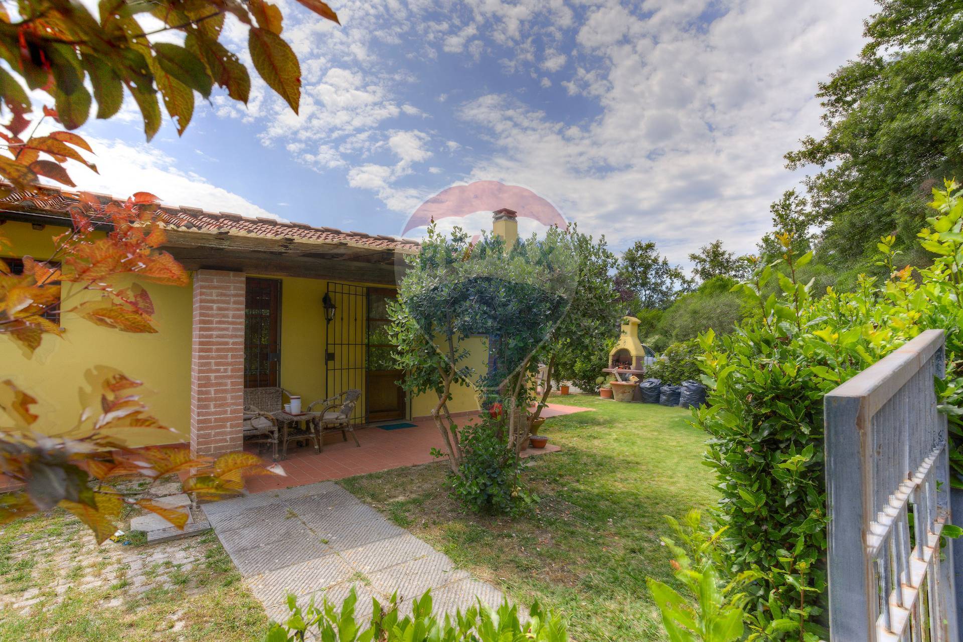 Villa CASTELFIORENTINO vendita    RE/MAX Professional