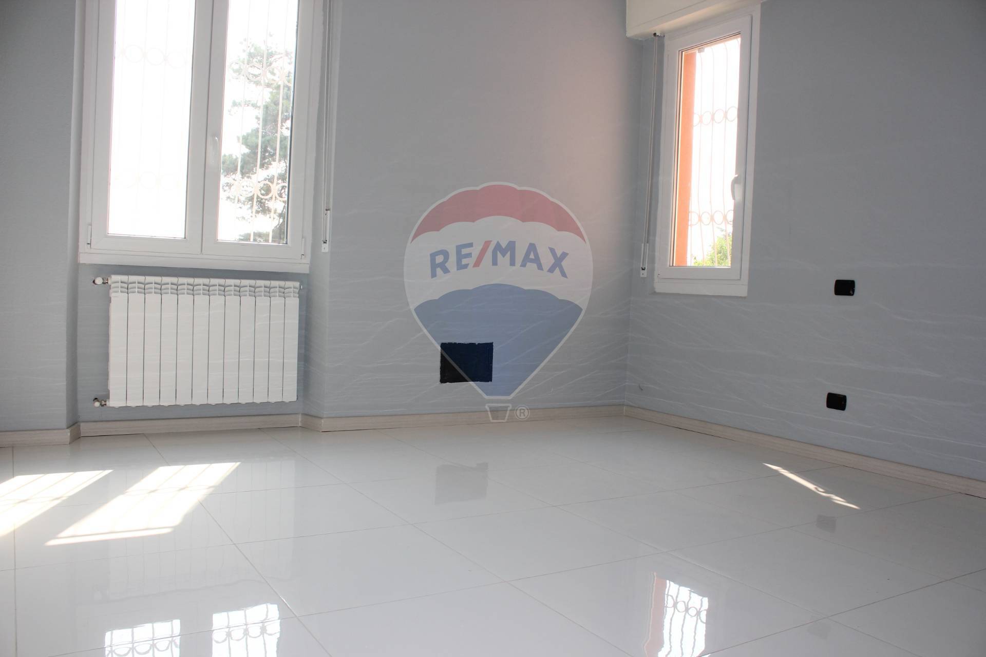 Appartamento MISSAGLIA vendita    RE/MAX Vittoria