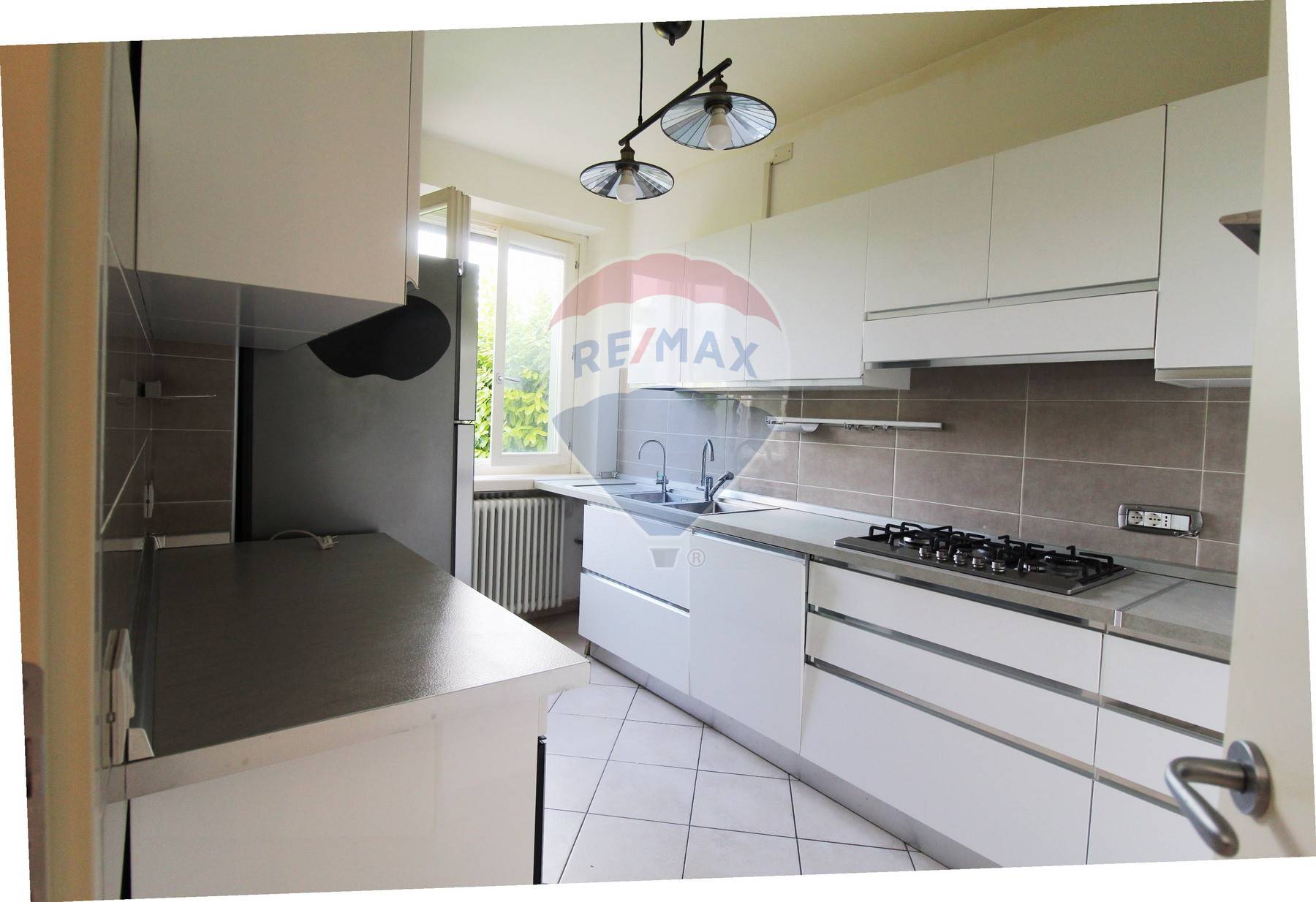 Appartamento BARDOLINO vendita  Calmasino  RE/MAX Expo 7