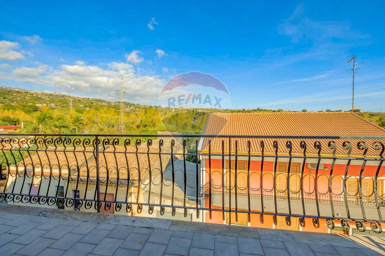 Appartamento GIARRE vendita  Macchia  RE/MAX Crea Casa