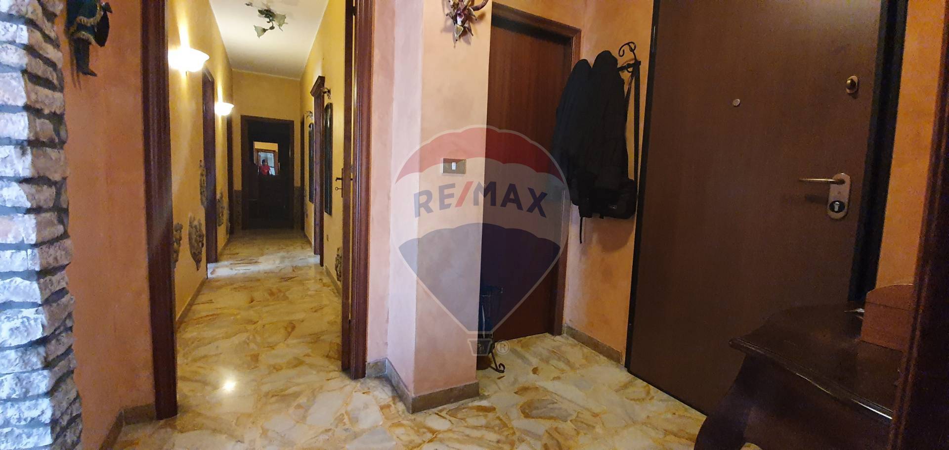 Appartamento GAGGI vendita    RE/MAX Crea Casa