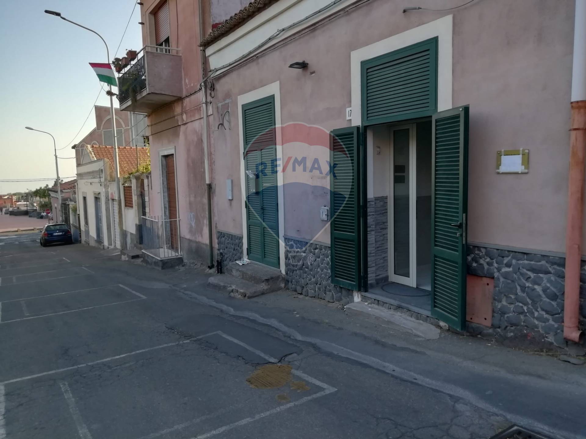  san pietro clarenza affitto quart:  re/max city home