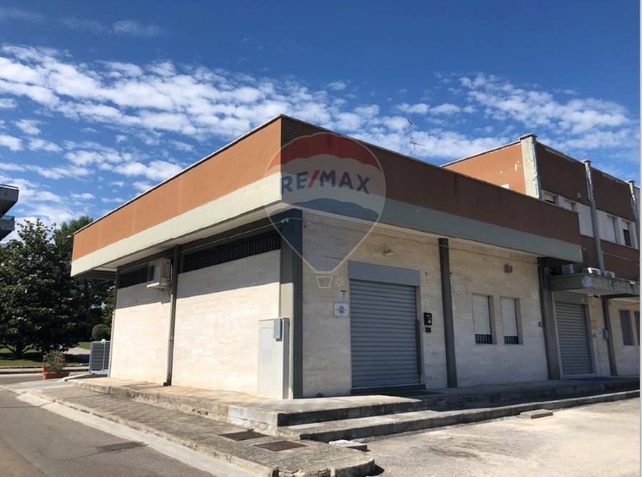 Ufficio - Loc.Com. BARI vendita  Poggiofranco  RE/MAX Acquachiara