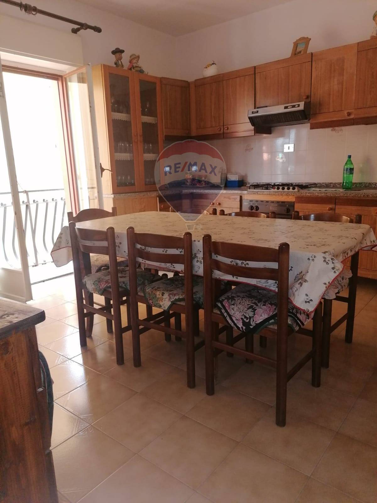 Villa Unifamiliare - Indipendente CASTIGLIONE DI SICILIA vendita    RE/MAX Crea Casa