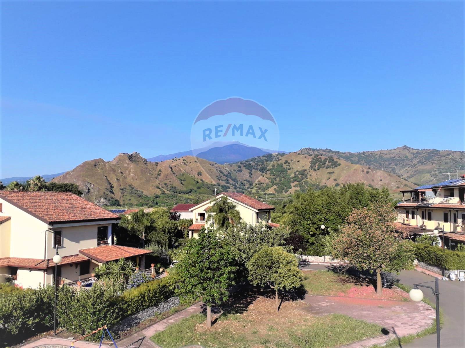 Villa TAORMINA vendita  Trappitello  RE/MAX Crea Casa