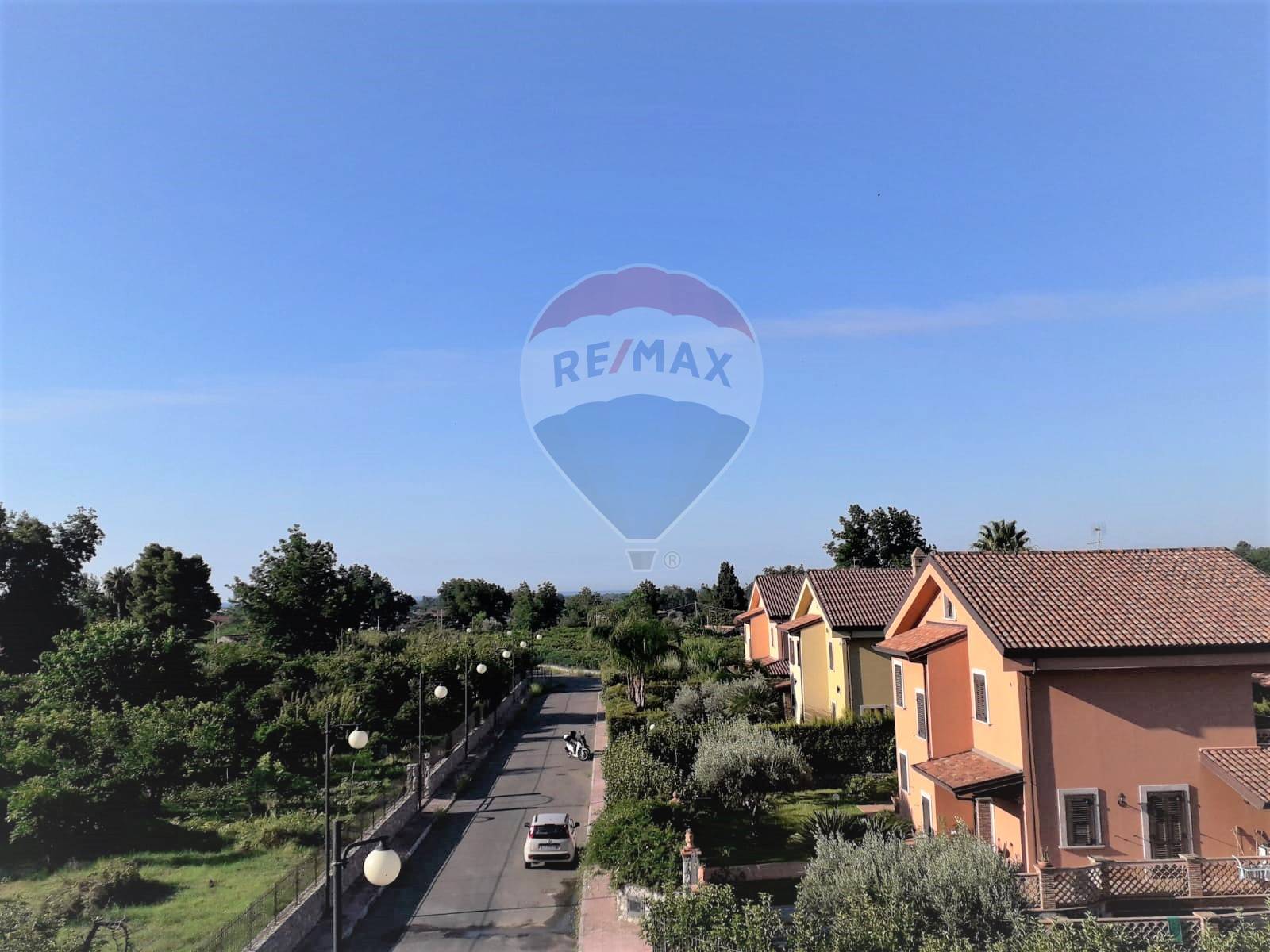 Villa TAORMINA vendita  Trappitello  RE/MAX Crea Casa