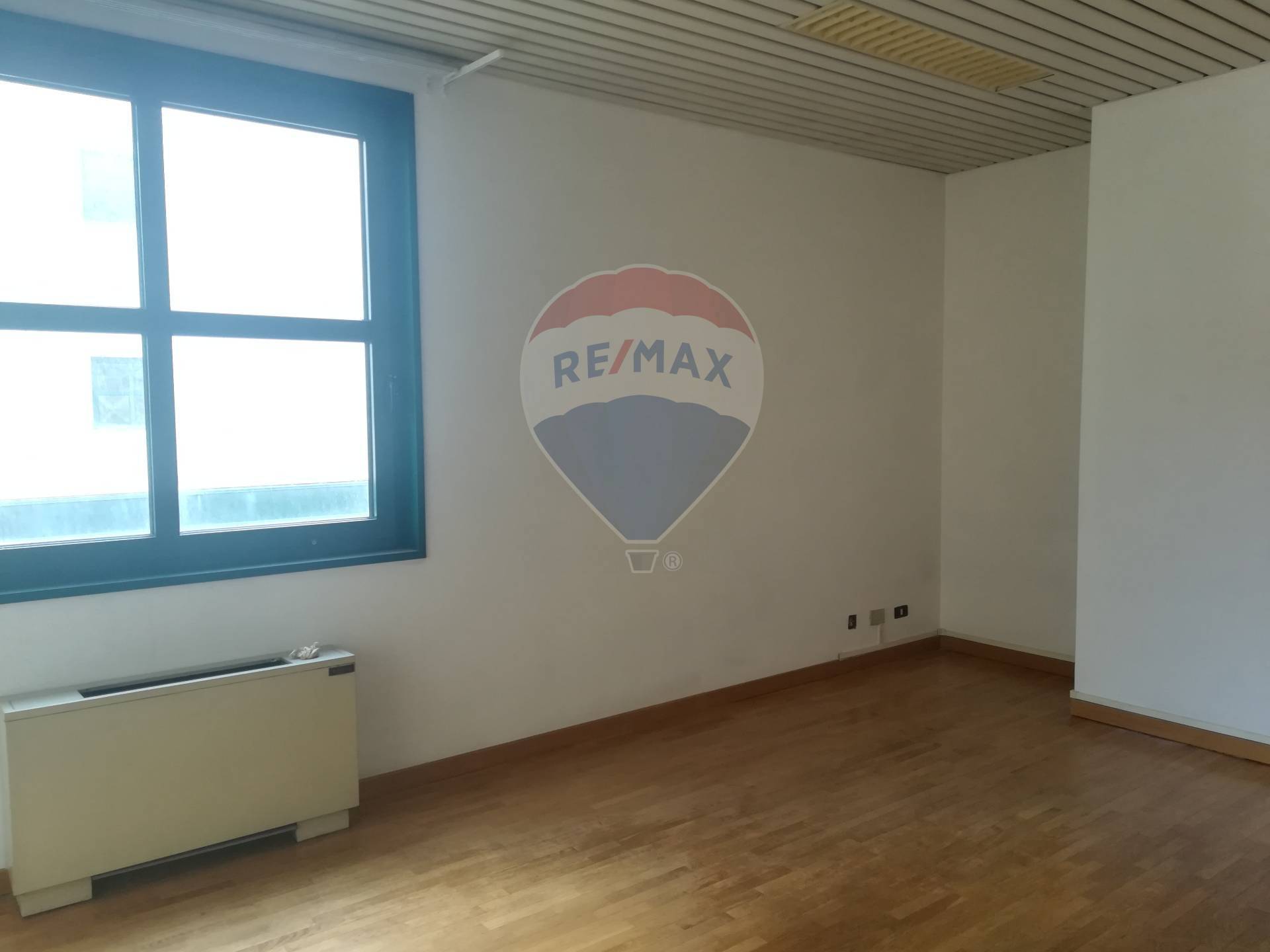 Ufficio - Loc.Com. PERUGIA vendita  Stazione  RE/MAX Famosa