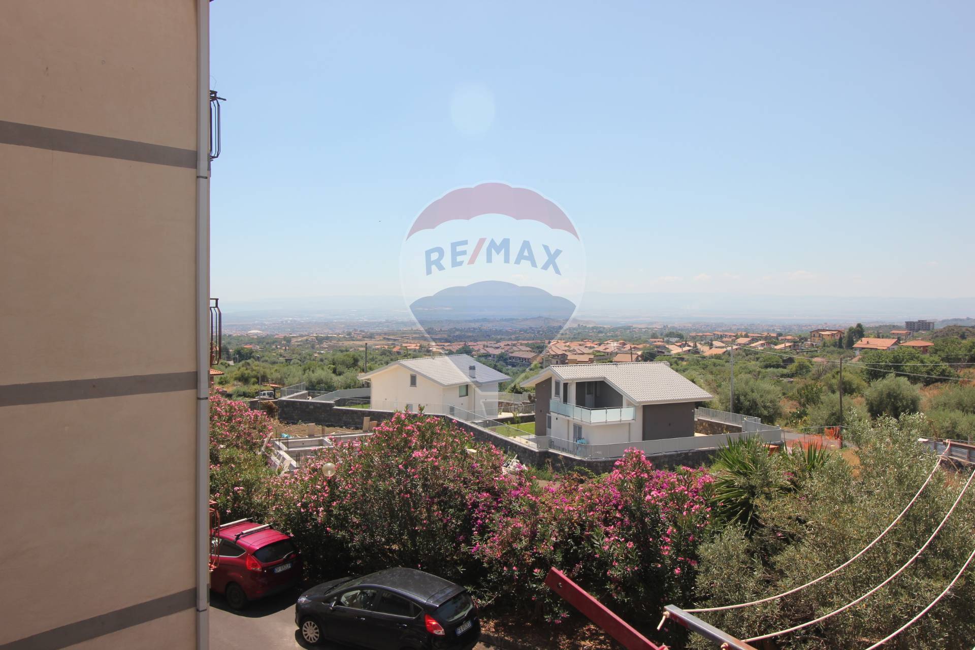  san-pietro-clarenza vendita quart:  re-max-casa-trend