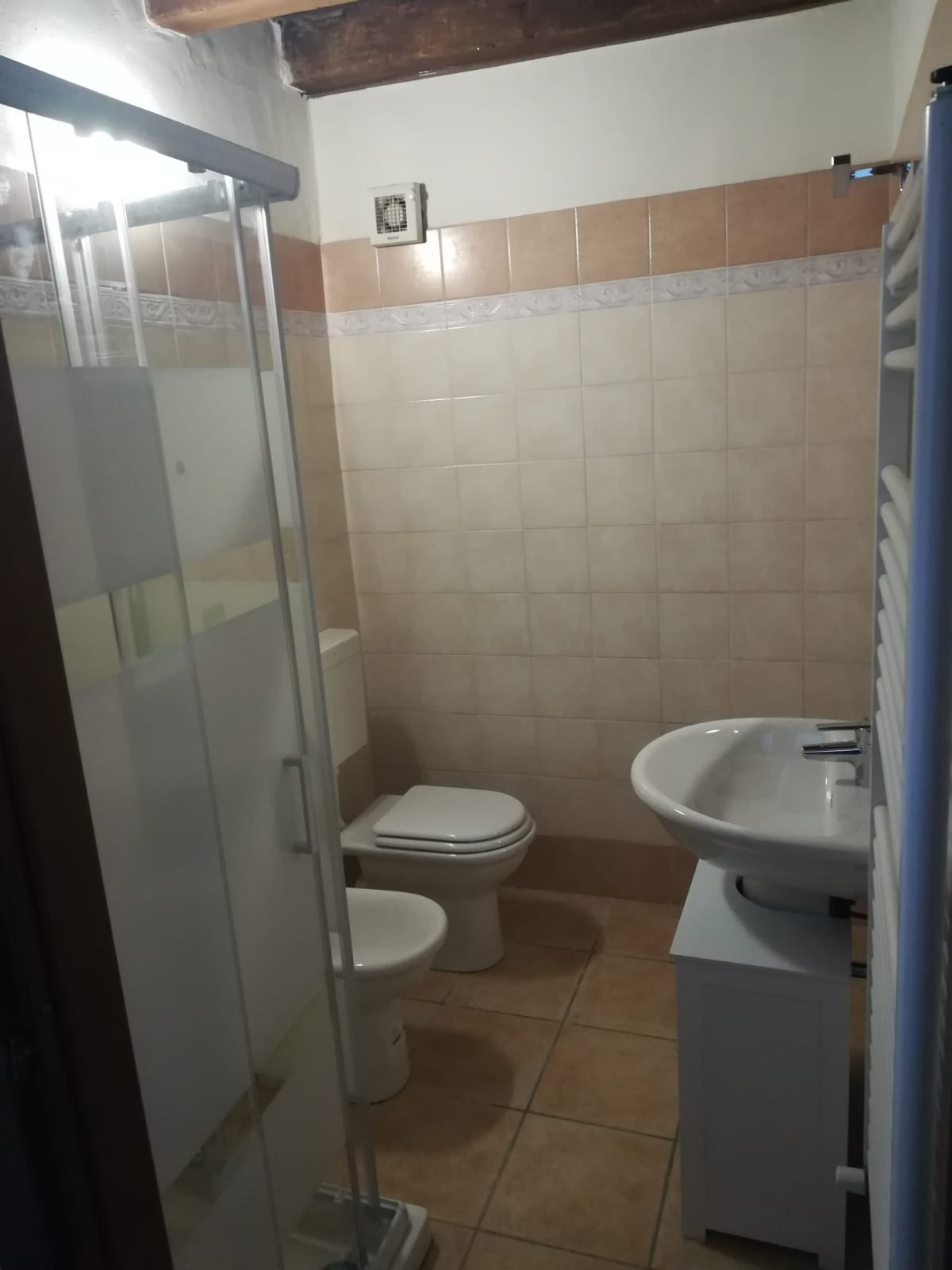 Stabile intero - Palazzo VERONA vendita    RE/MAX Tecnica