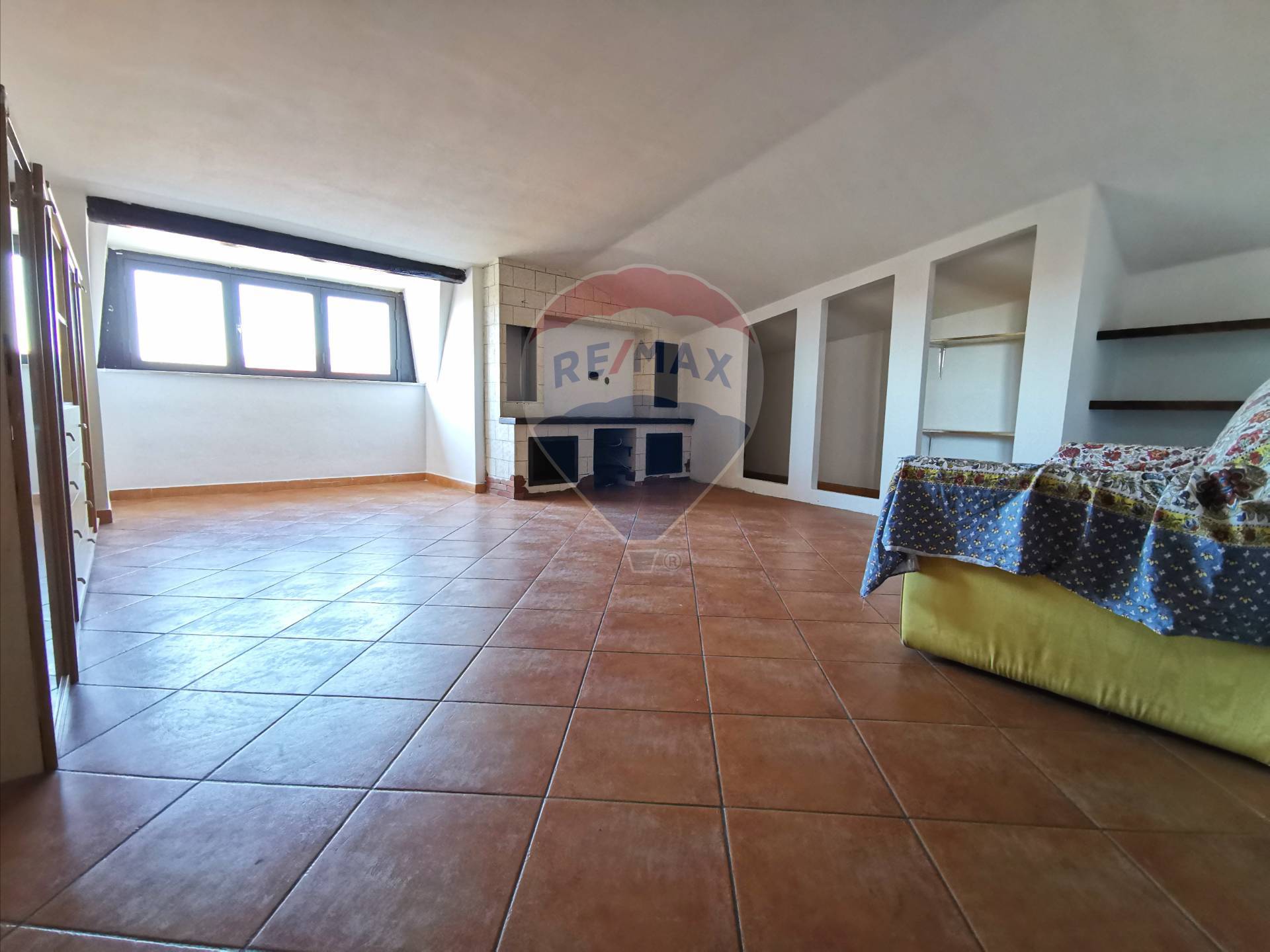 Attico GRAVINA DI CATANIA vendita    RE/MAX Casa Trend