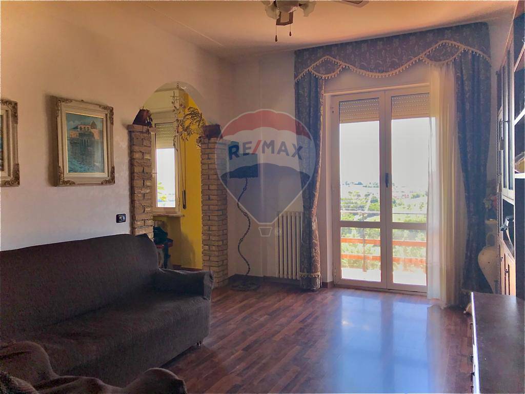 Appartamento CASTELFIDARDO vendita    RE/MAX Centro Casa