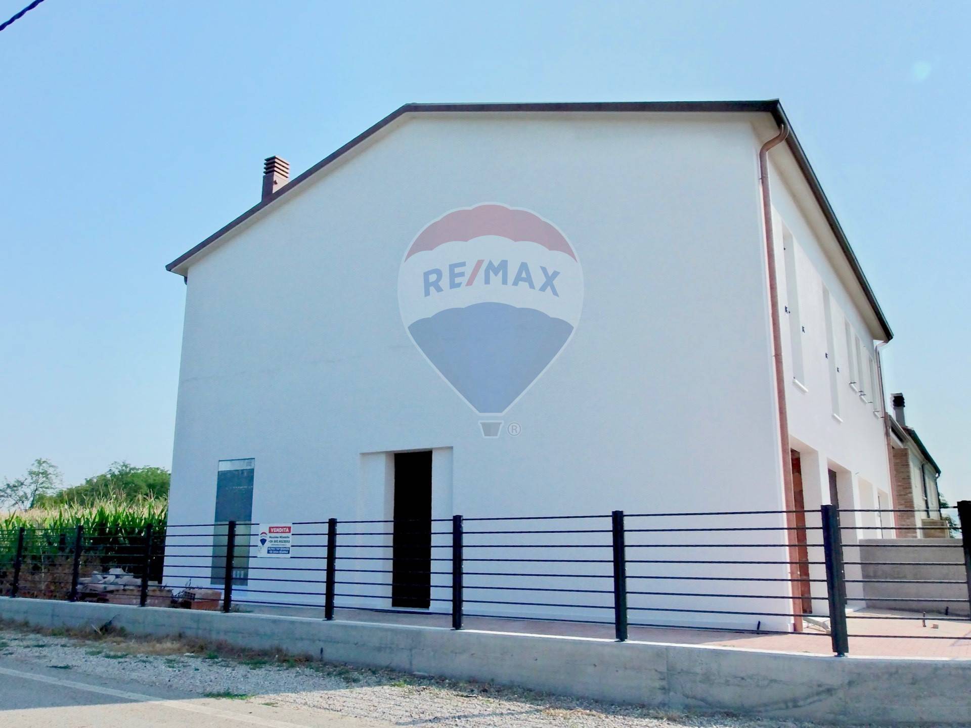  noventa vicentina vendita quart:  re/max top brokers