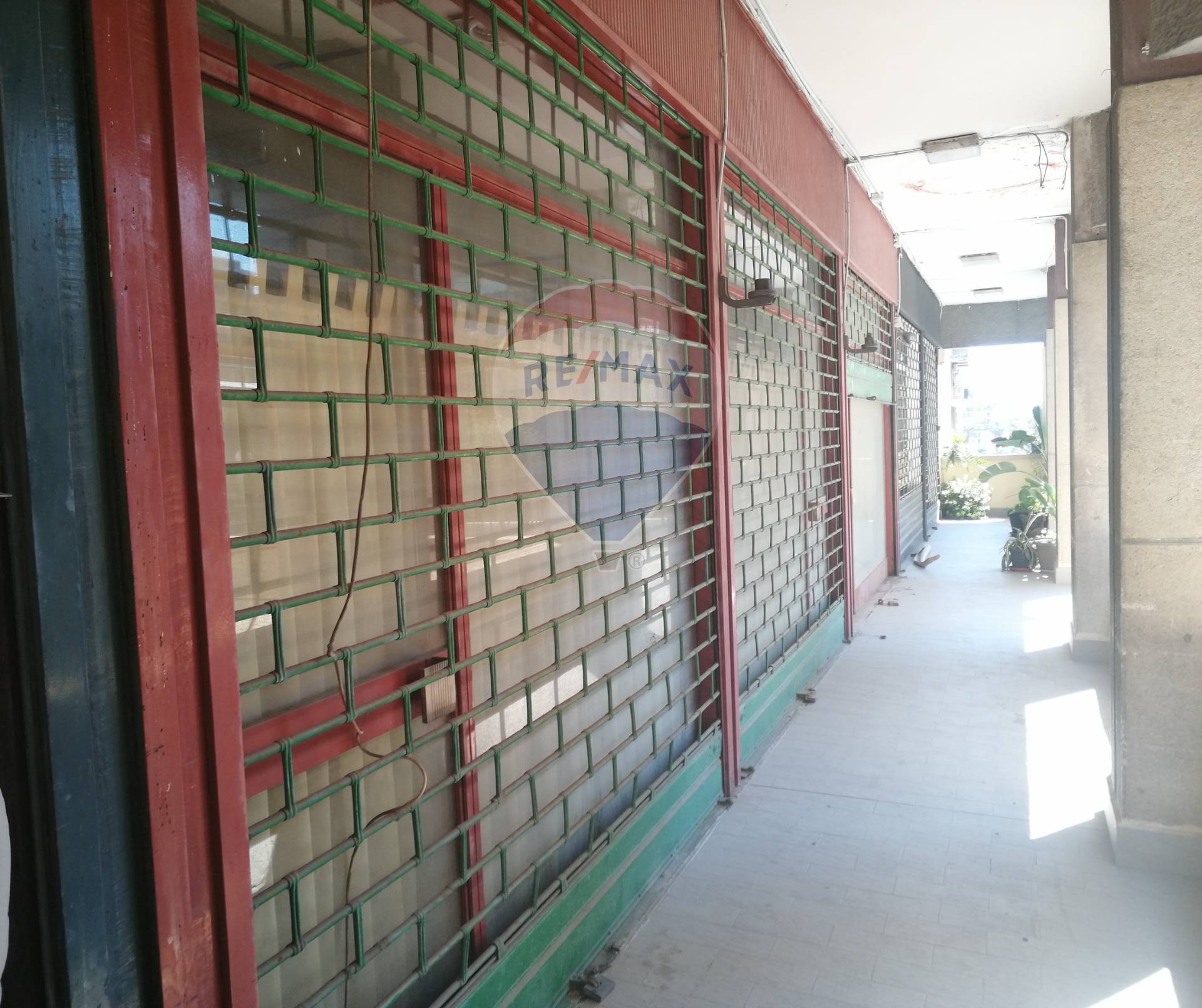 Negozio - Loc.Com. CATANIA affitto  Gioieni  RE/MAX Estates