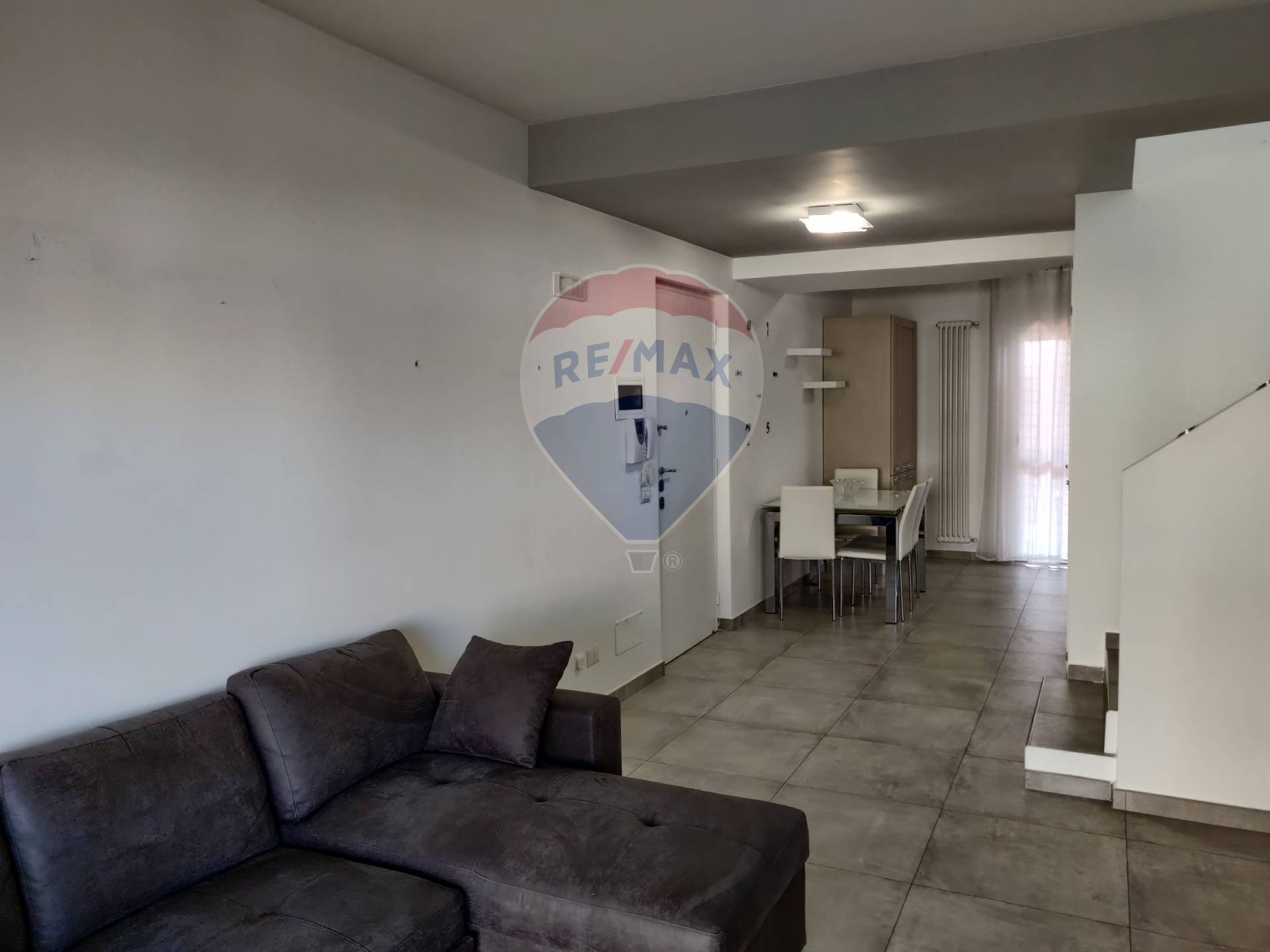 Appartamento VALENZANO affitto    RE/MAX Acquachiara