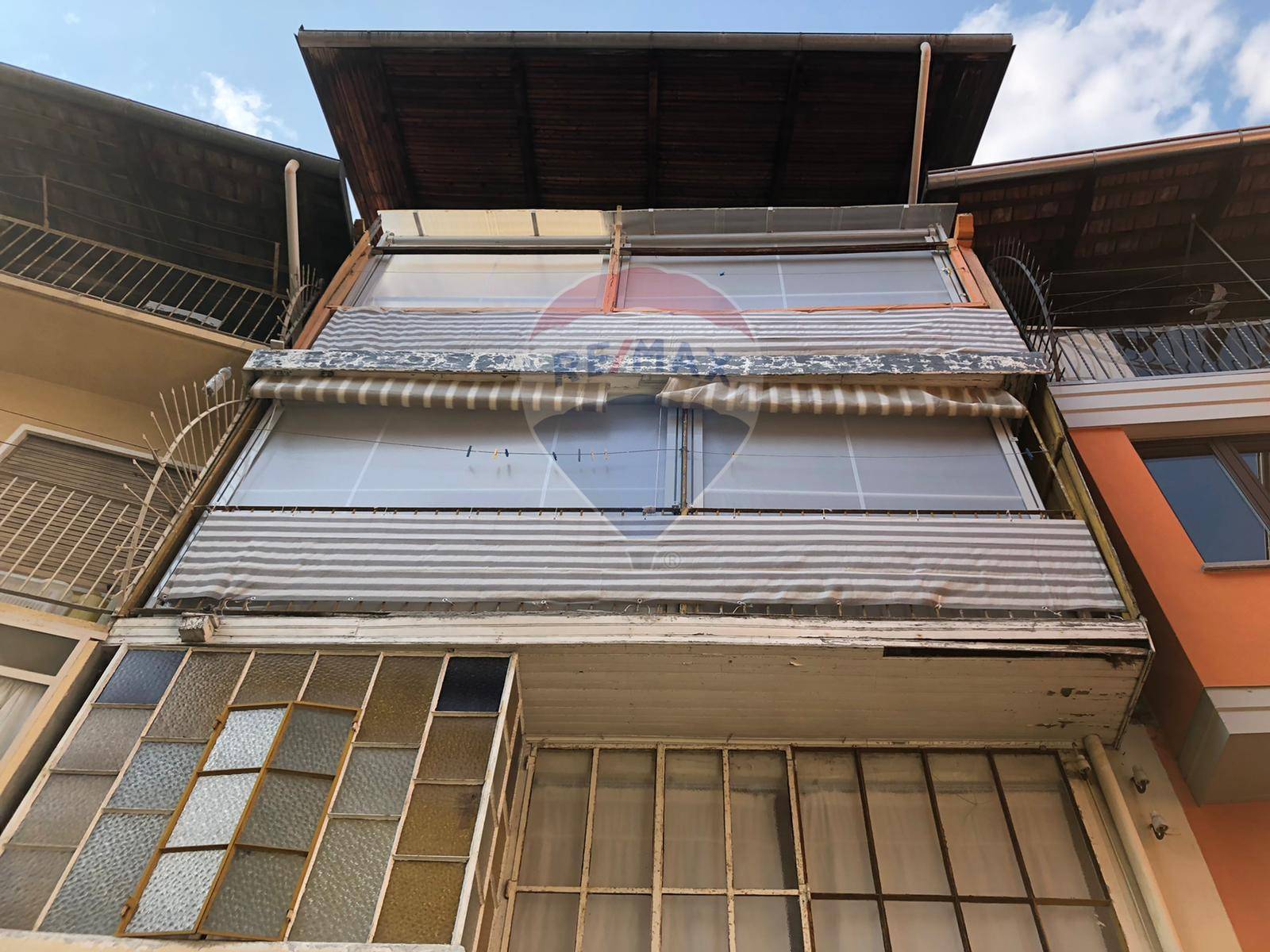  sagliano micca vendita quart:  re/max unit
