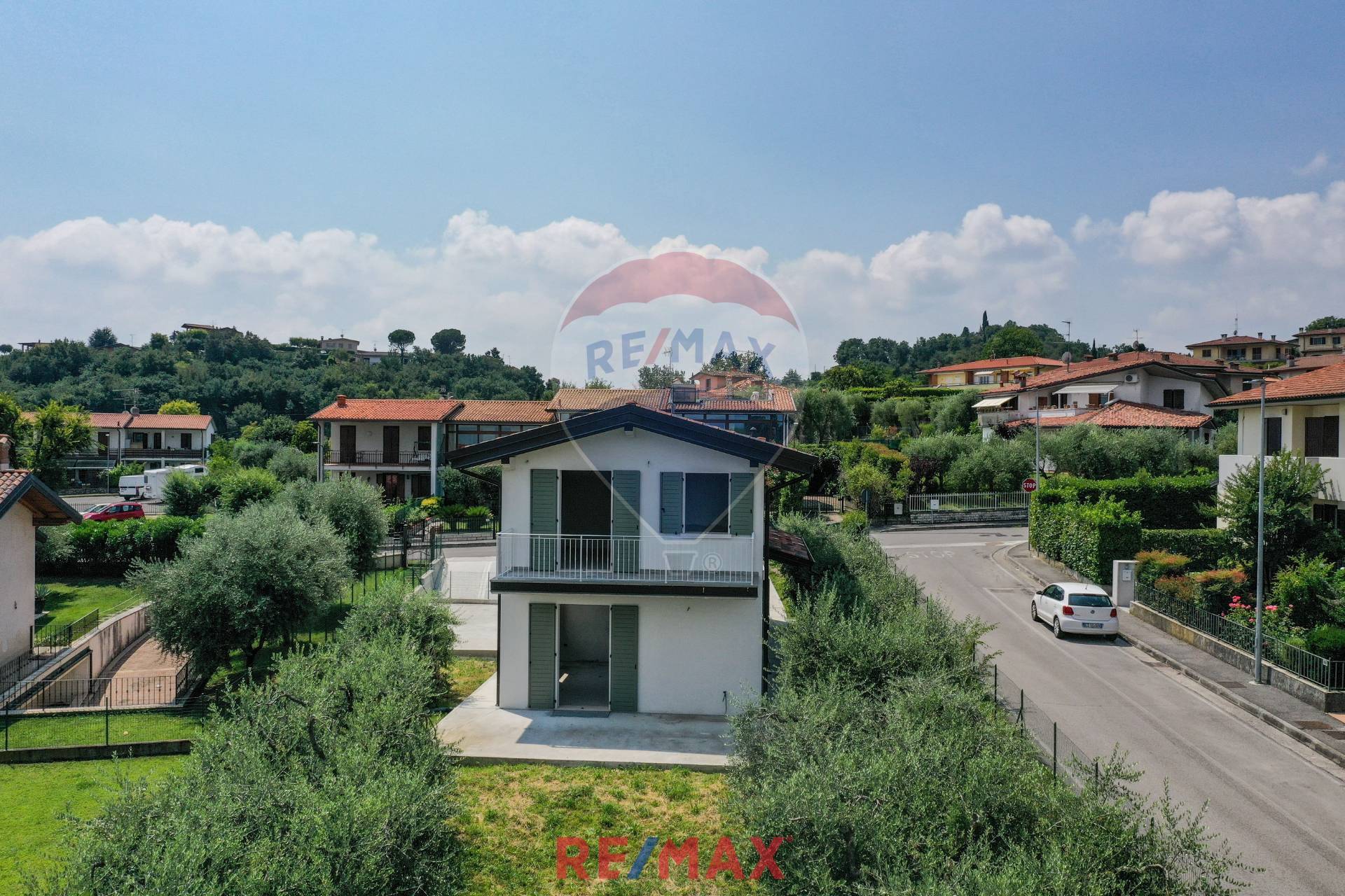 Villa SOIANO DEL LAGO vendita    RE/MAX Edilfin