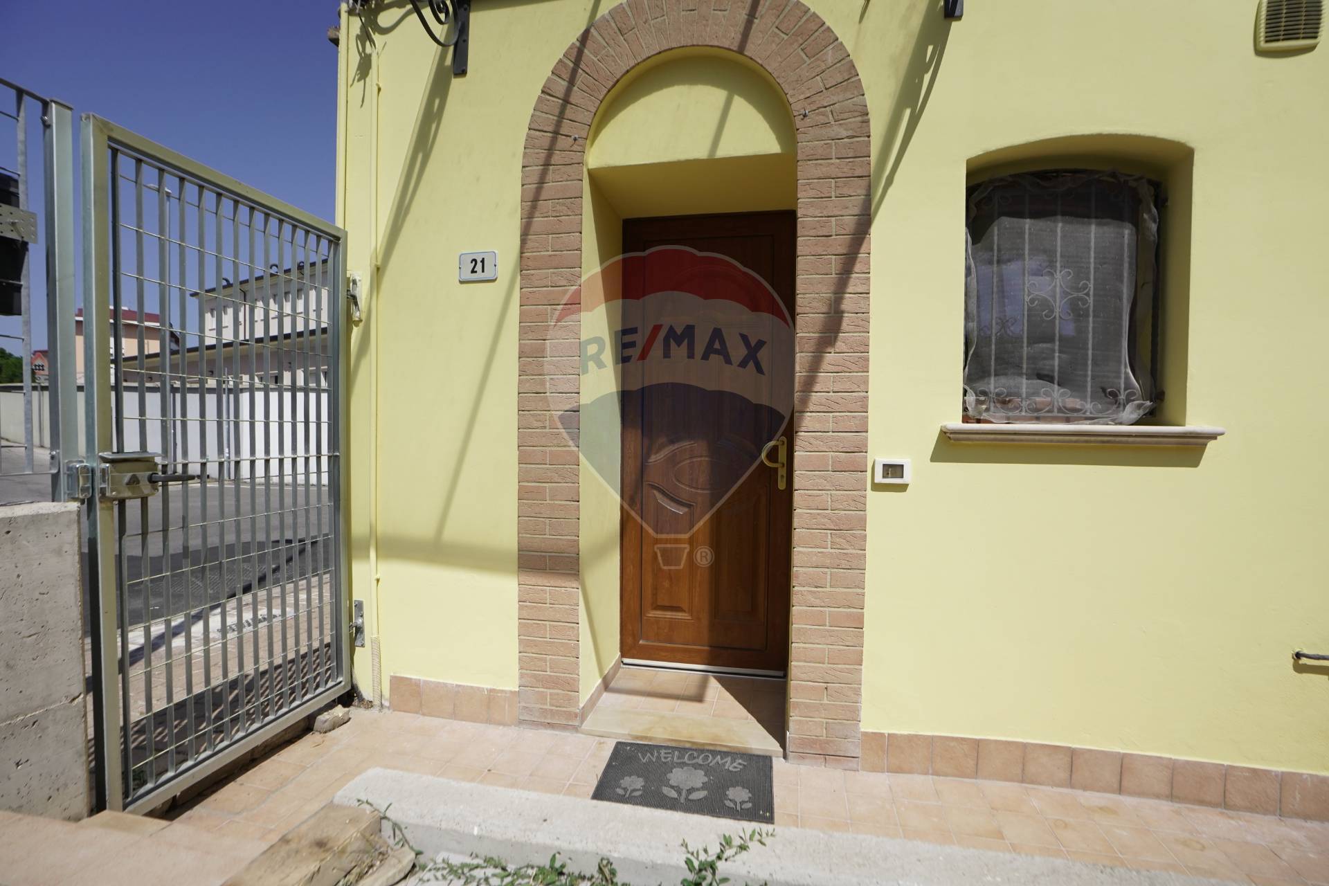 Villa Unifamiliare - Indipendente LANCIANO vendita    RE/MAX People