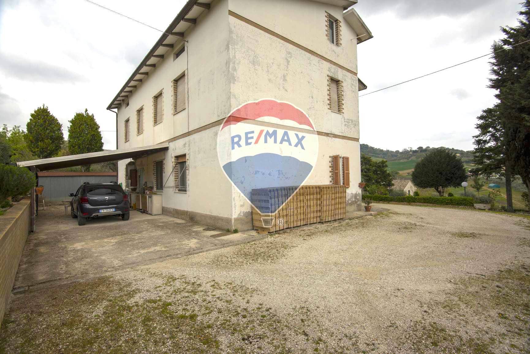 Villa Unifamiliare - Indipendente RECANATI vendita    RE/MAX Master Class