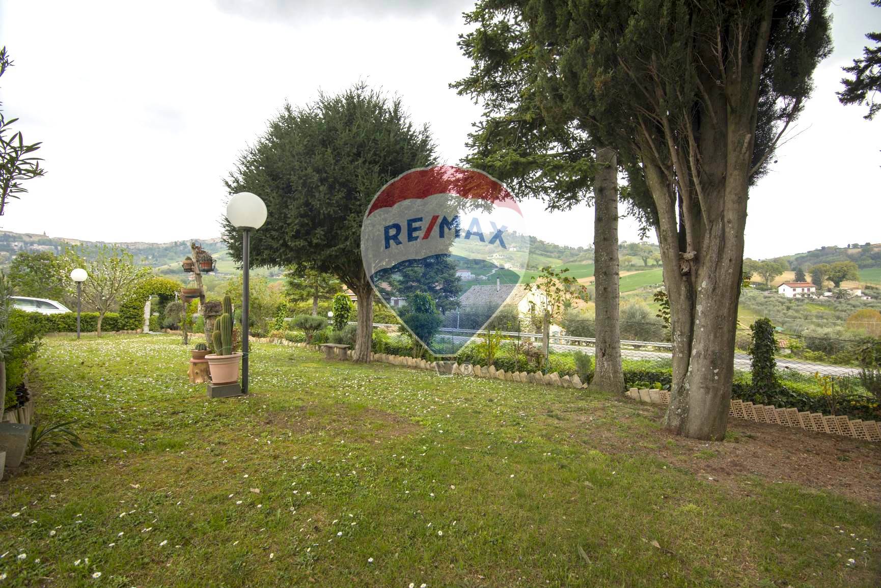 Villa Unifamiliare - Indipendente RECANATI vendita    RE/MAX Master Class