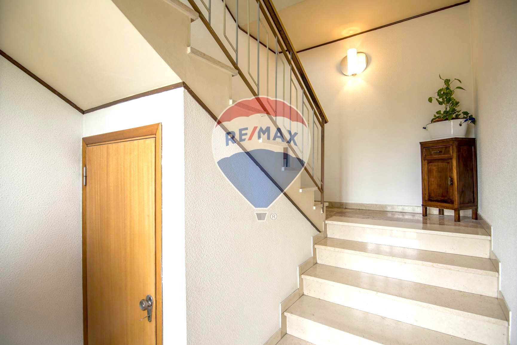 Villa Unifamiliare - Indipendente RECANATI vendita    RE/MAX Master Class