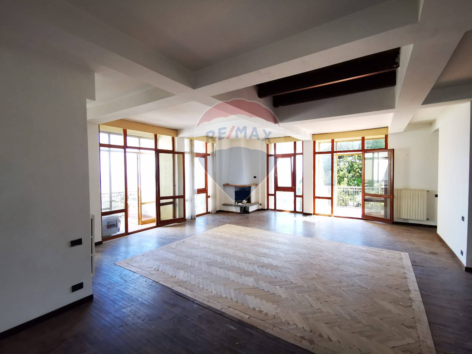 Attico SALERNO vendita  Torrione Alto E Sala Abbagnano  RE/MAX Incentro