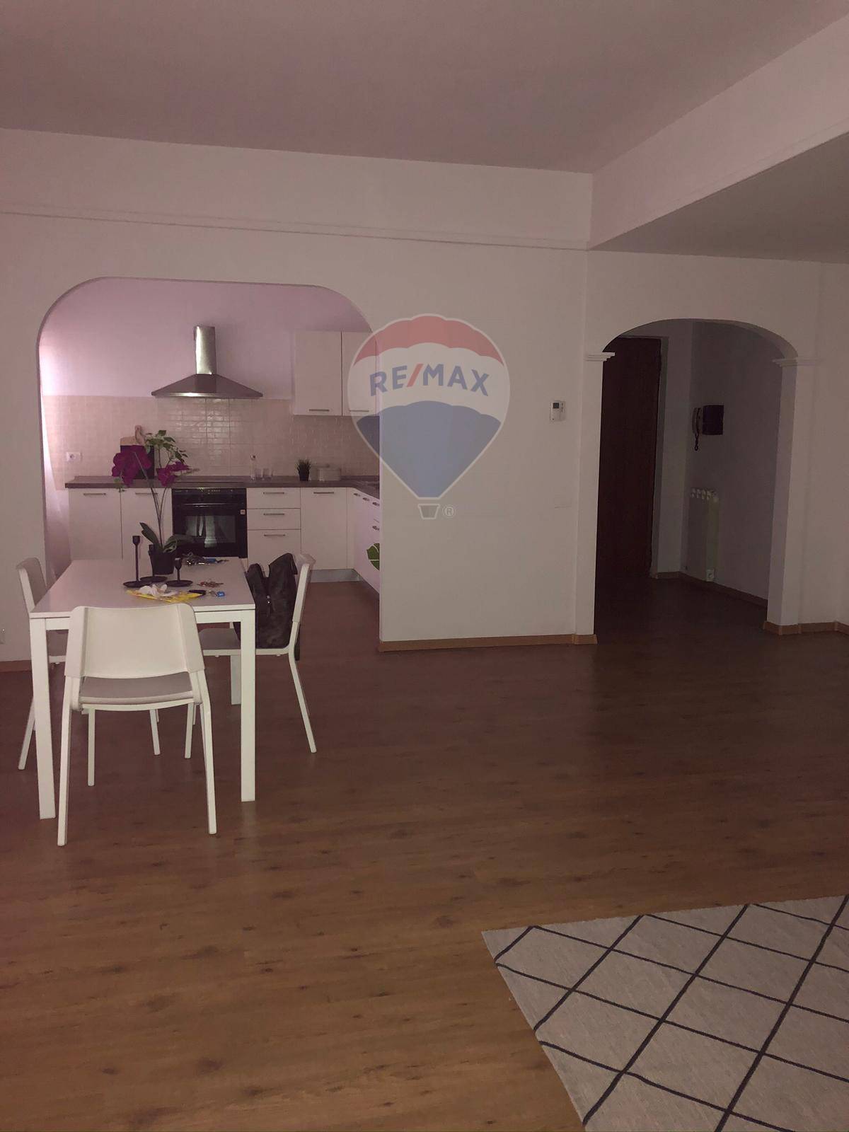 Appartamento VANZAGHELLO vendita    RE/MAX Nobile