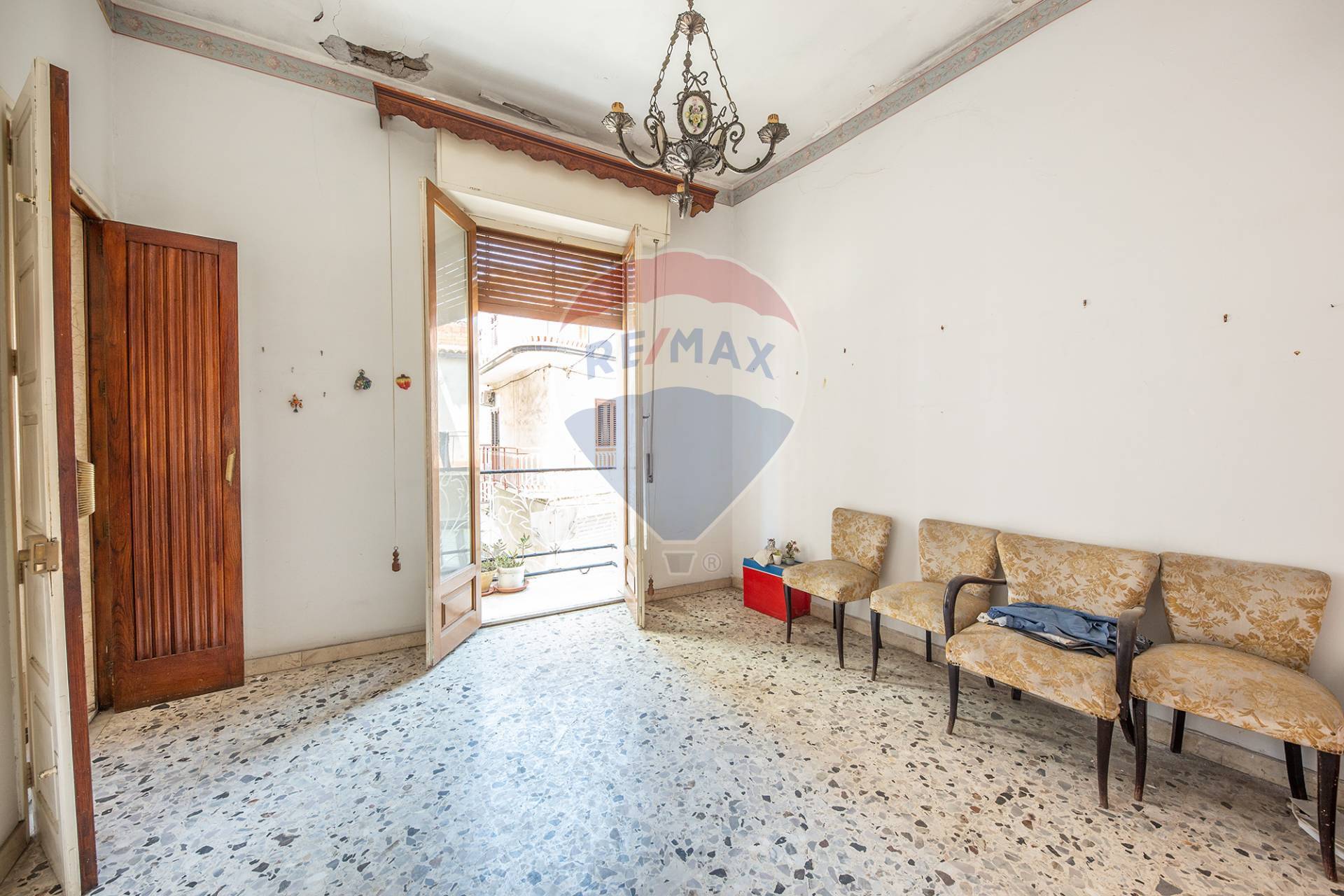 Villa Unifamiliare - Indipendente PATERNÒ vendita    RE/MAX City Home