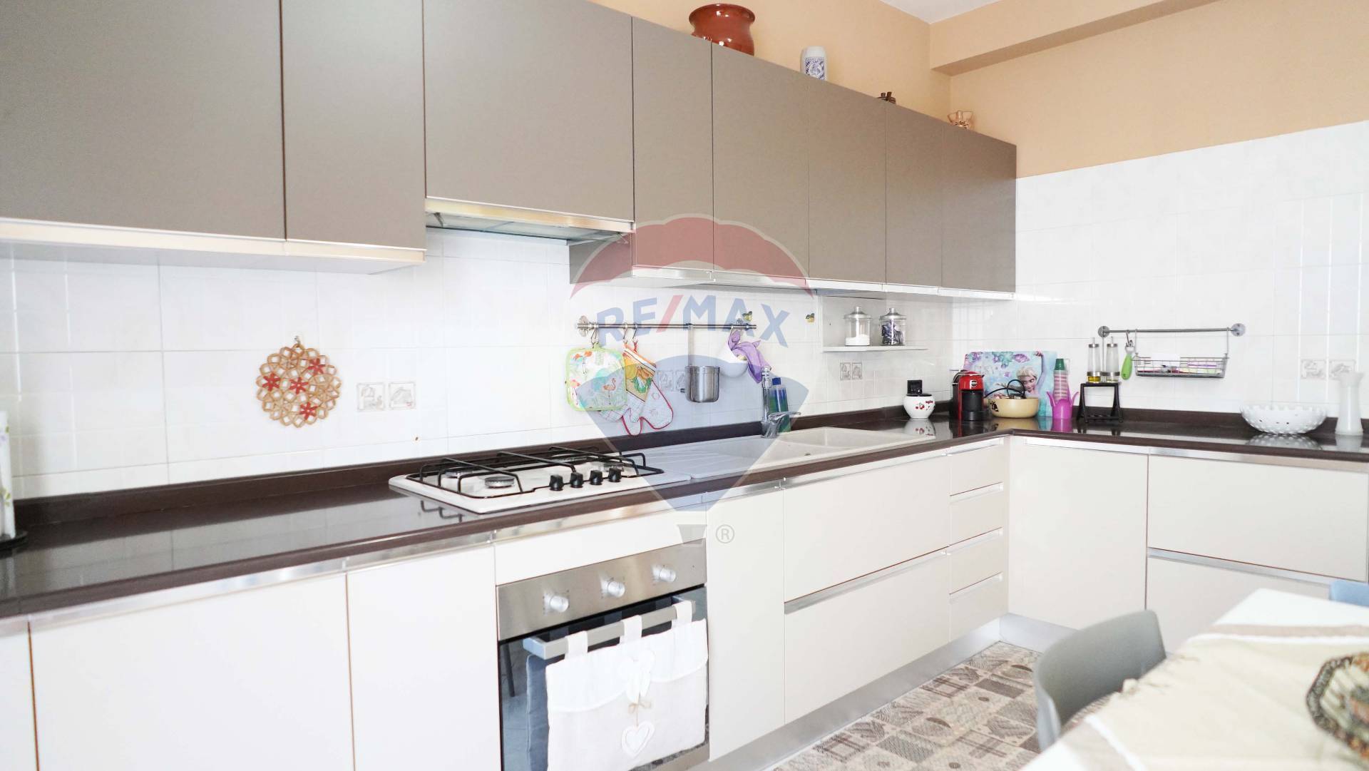 Appartamento POZZALLO vendita  Periferia  RE/MAX Prima Classe
