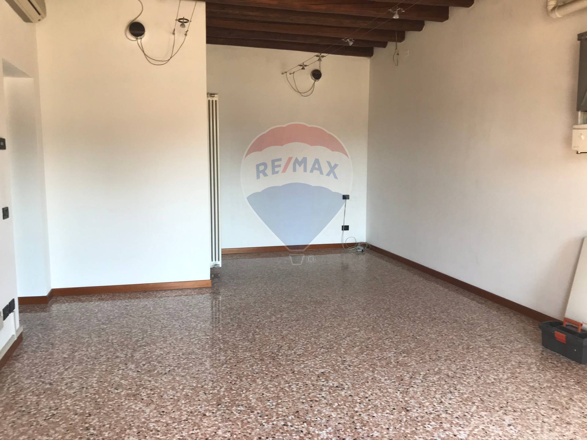 Ufficio - Loc.Com. VICENZA vendita  Zona San Felice - Cattane  RE/MAX Palladio