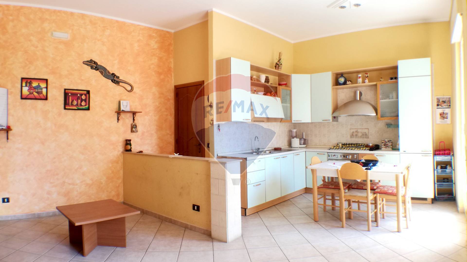  ispica vendita quart:  re/max prima classe