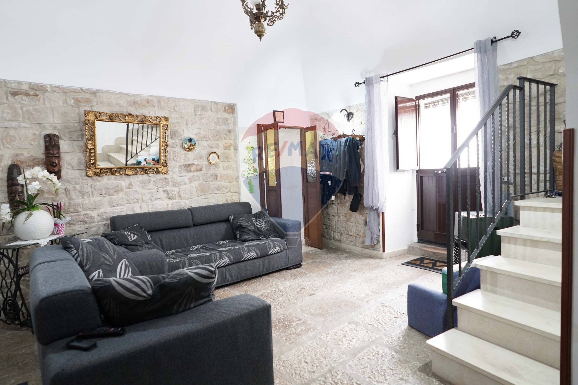  comiso vendita quart:  re/max prima classe
