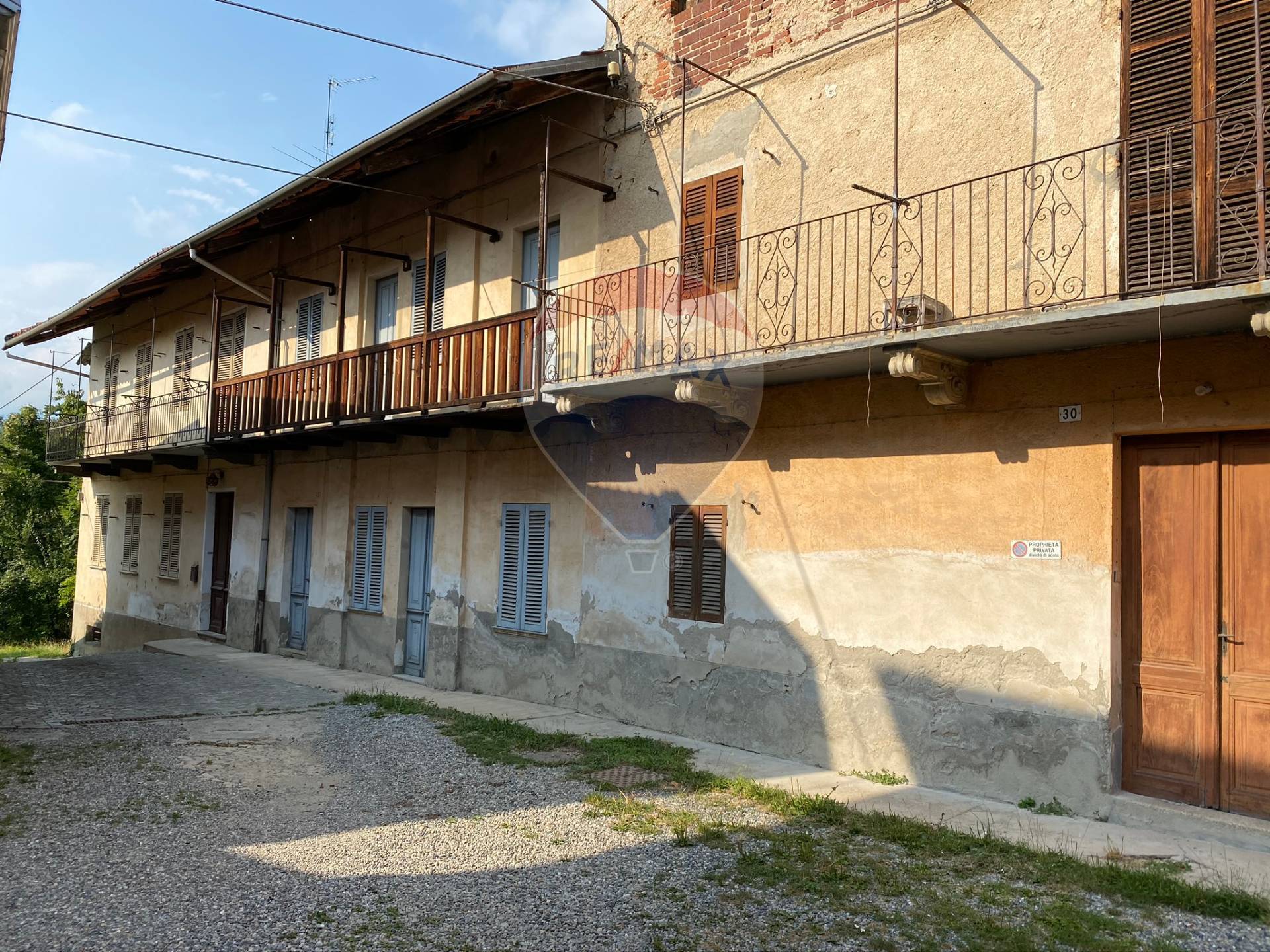 Rustico - Cascina CASAPINTA vendita    RE/MAX Unit