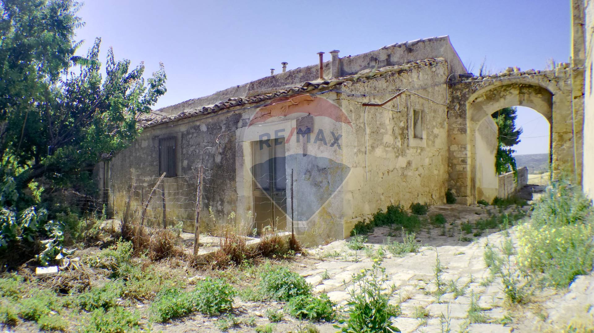 Villa Bifamiliare RAGUSA vendita  San Giacomo  RE/MAX Prima Classe