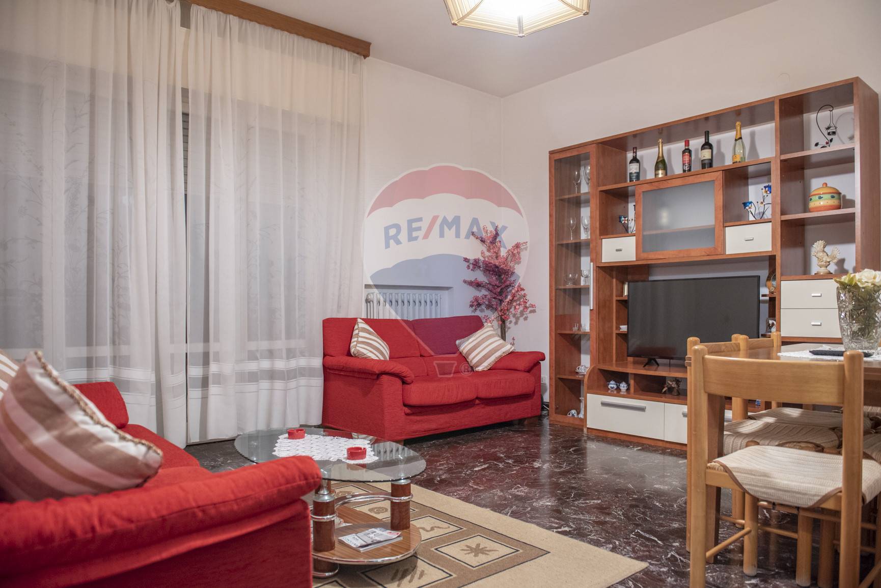  castelfidardo vendita quart:  re-max-master-class