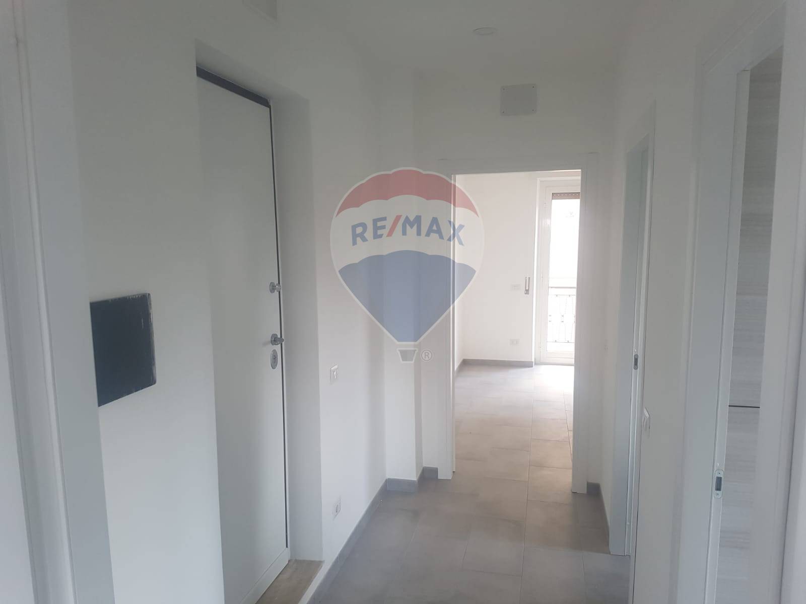 Appartamento ROMA affitto    RE/MAX Titanus