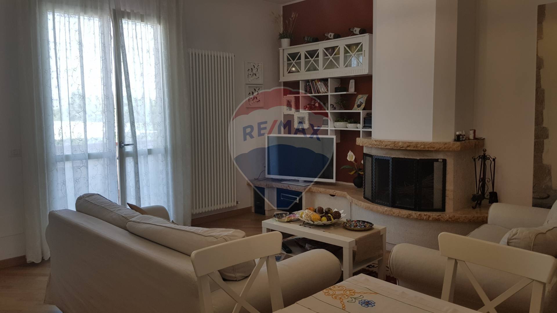  campi bisenzio vendita quart: san piero a ponti re/max professional