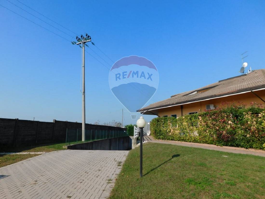 Appartamento VERONELLA vendita  San Gregorio  RE/MAX Top Elegance