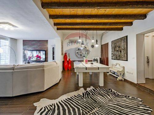 Villa MASCALUCIA vendita    RE/MAX City Home