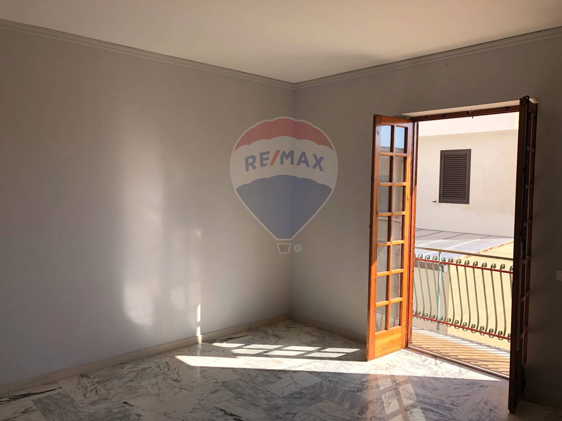  casteldaccia vendita quart:  re/max master home