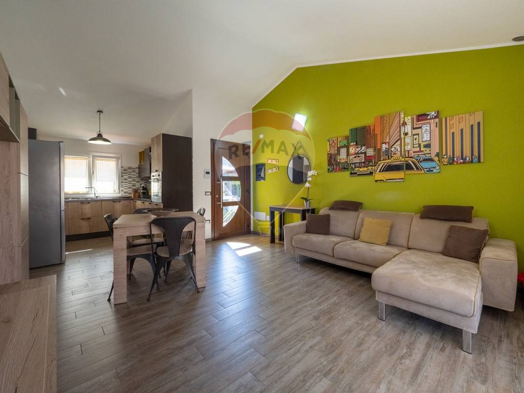 Appartamento CAPOTERRA vendita  Zona Periferia Abitato  RE/MAX Incontro