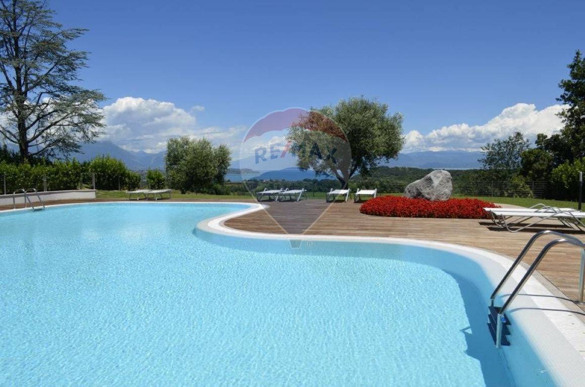 Appartamento LONATO DEL GARDA vendita  Barcuzzi  RE/MAX Edilfin