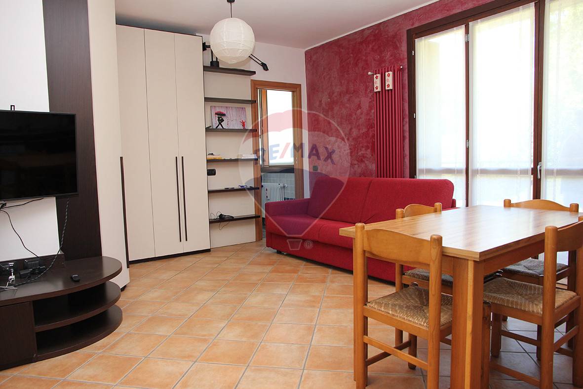 Appartamento CASNATE CON BERNATE vendita    RE/MAX Essenza