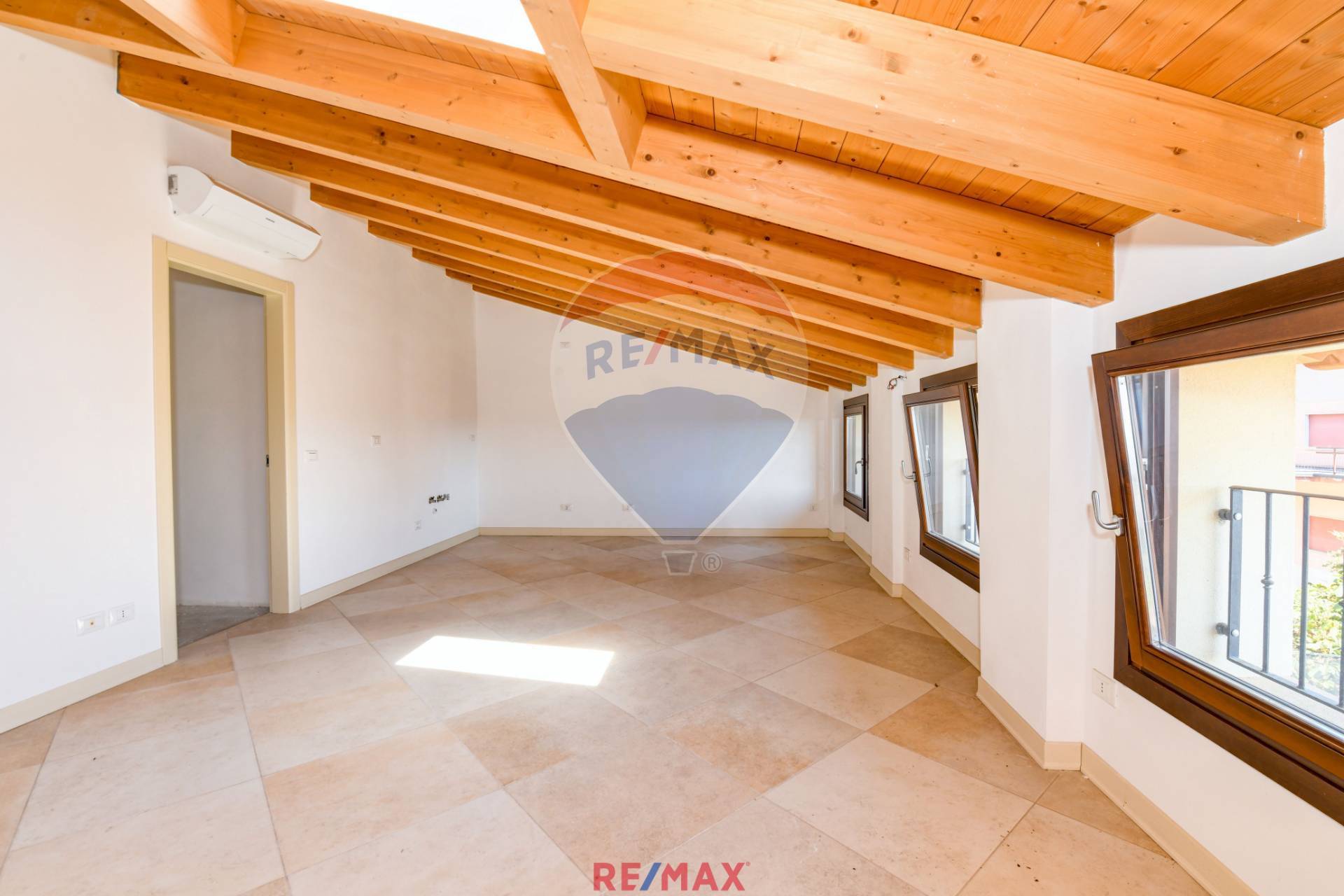Appartamento TOSCOLANO-MADERNO vendita  Maderno  RE/MAX Edilfin