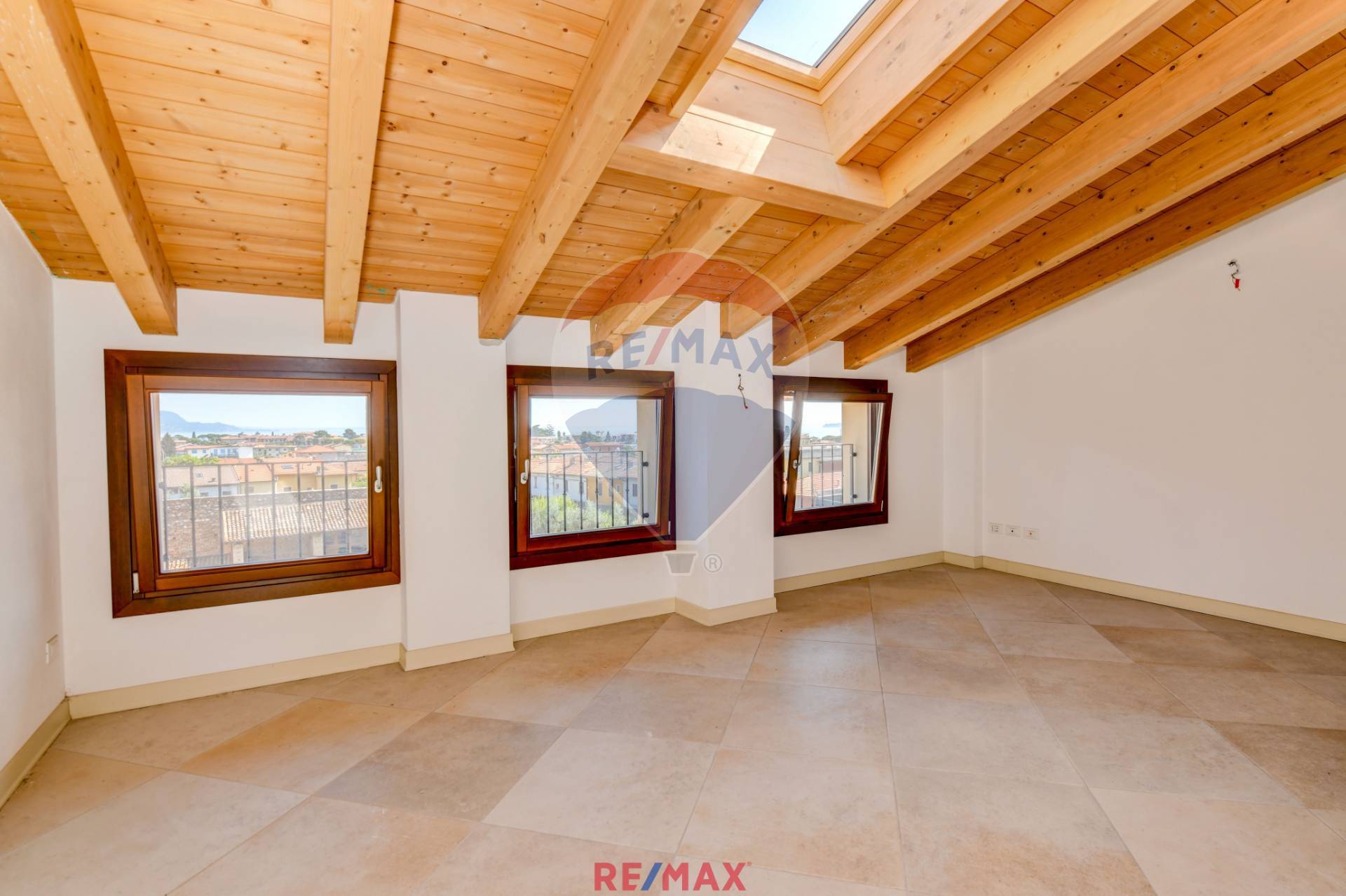 Appartamento TOSCOLANO-MADERNO vendita  Maderno  RE/MAX Edilfin